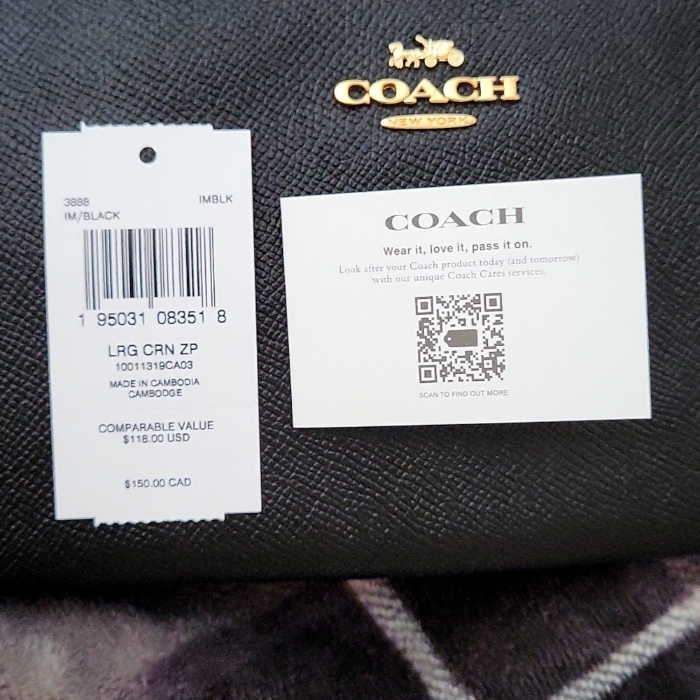 Coach Large Black Leather Corner Zippered Wristlet, New With Tags - Picture 2 of 12
